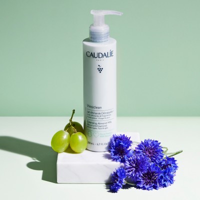 Caudalie Vinoclean Cleansing Almond Milk - 200 mL